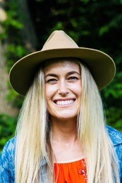 Elizabeth Claxton.jpg