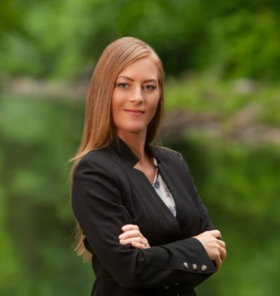Jennifer Jolly.jpg
