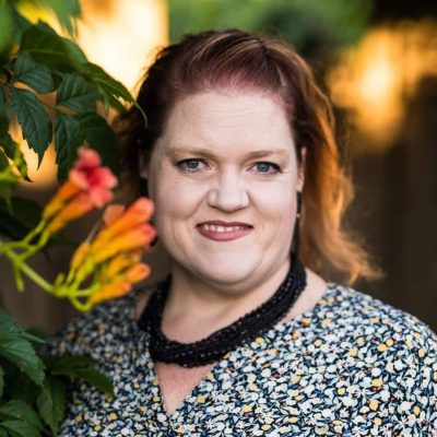 Jennifer R Oxford.jpg