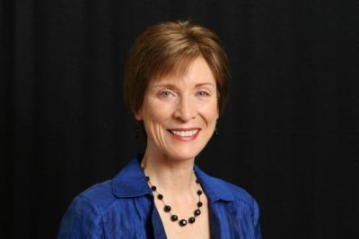 Elizabeth Elliott_SM.jpg