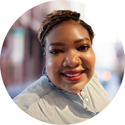 Melanie James.jpg