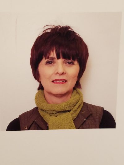Yvonne Kintgios.jpg