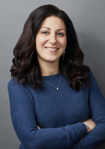 Esther Amendola.png