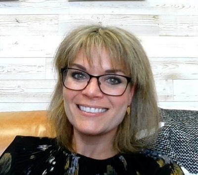 Jennifer Henderson.jpg