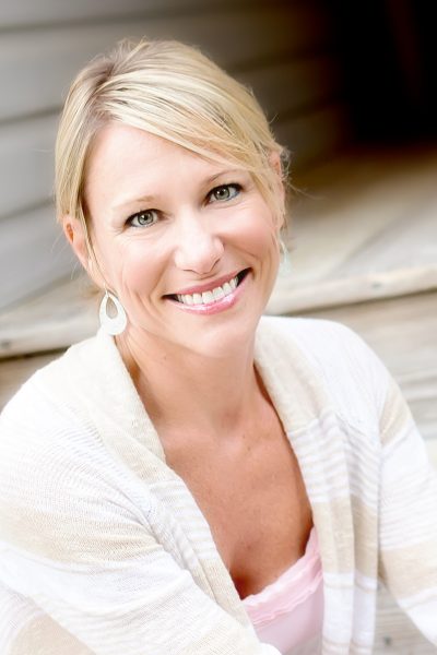 Julie Simons.jpg