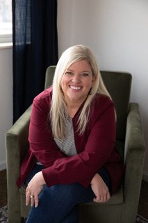 Lynn Leger.jpg