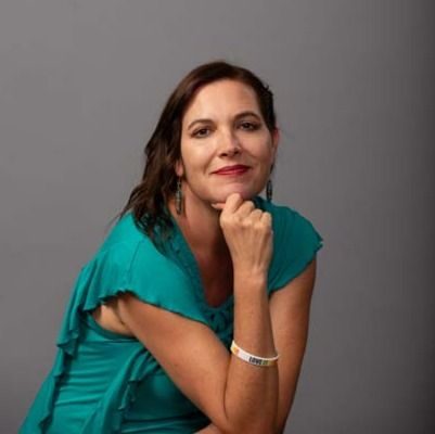 Roxanne Hazelton.jpg